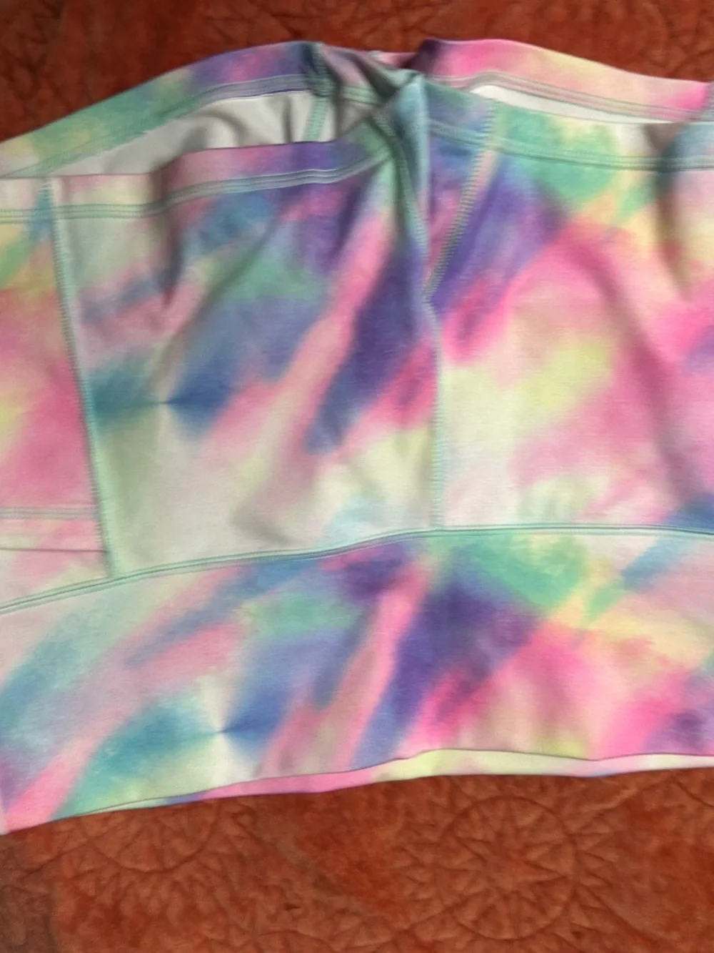 Women’s pop flex Pastel Tie-Dye Performance Shorts - Picture 4 of 5